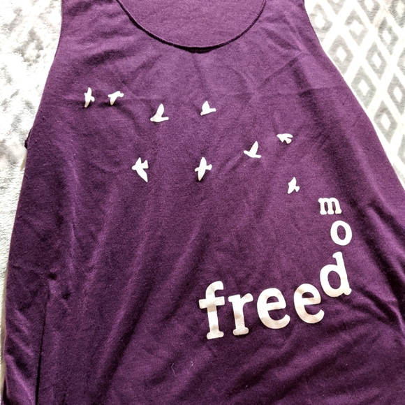 Freedom tank top shirt Size Small /M purple racerback style with birds for women - Picture 2 of 10